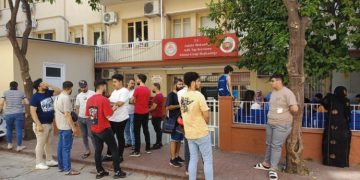 Zarokê di atolyeya tekstîlê de dihat xebitandin jiyana xwe ji dest da