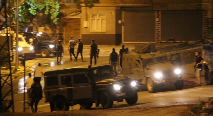 Li Colemêrgê li dijî desteserkirina îradeyê, ciwanan nerazîbûn nîşan dan