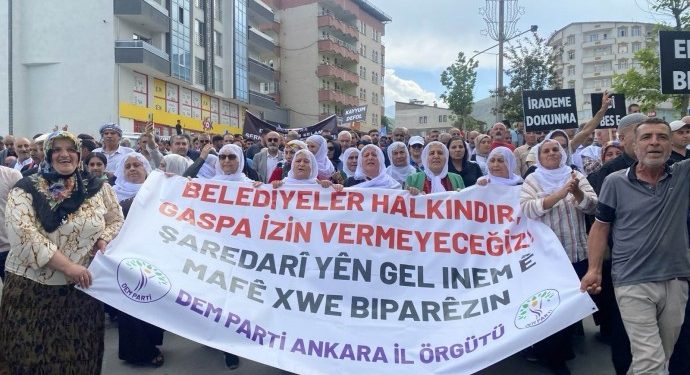 Di berxwedana li dijî qeyûm de qonaxeke nû: Ji Stenbolê heta Colemêrgê Meşa Rêzgirtina ji bo Îradeyê