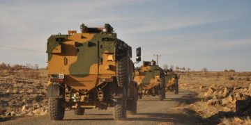 Artêşa Tirk a Dagirker çolterên Elbak’ê bombebaran kir