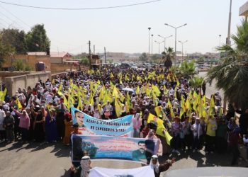 Ji bo azadiya fîzîkî ya Rêber APO daketin qadan