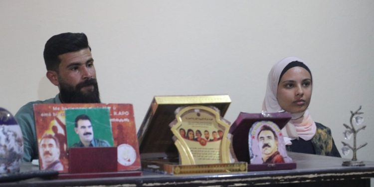 Ciwanên Tebqa nirxandinên Rêber Apo nîqaş dikin