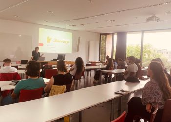 Li Zanîngeha Goethe ya li Frankfurt jinên xwendekar ji bo rêxistinkirinê pêngav dane despêkirin