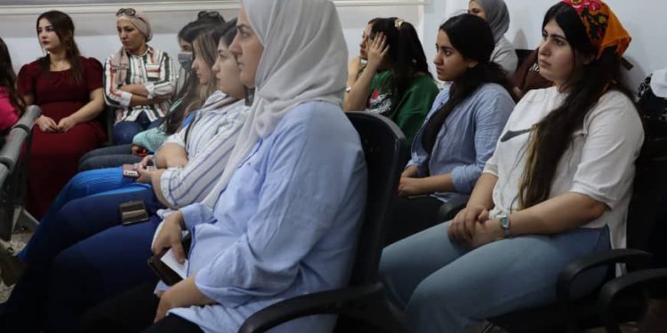 Desteya Aborî ya Cizîrê şehîd Zîlan bibîranî