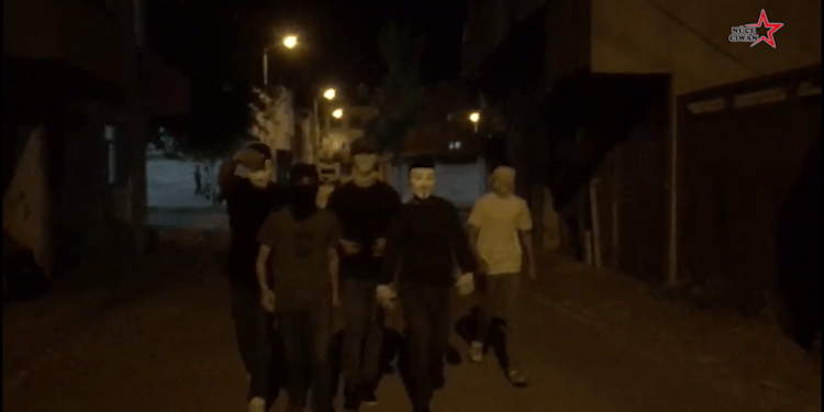 Ciwanên Elîh, li dijî darbeya siyasî li kolanan bûn