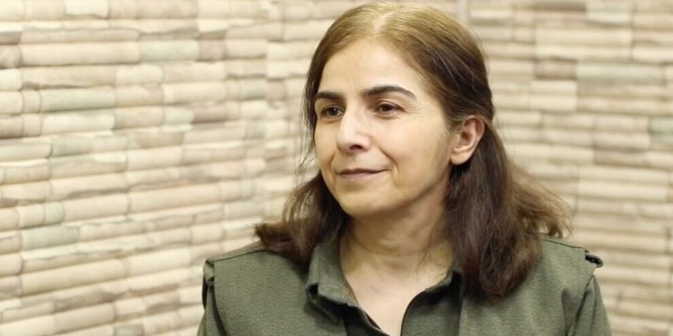 Çîgdem Dogû: Jin her ku têbigihêje û zane bibe, wê bi ser bikeve