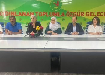 ‘Pêşmerge û DAÎŞ’î bi leşkerên Tirk re di heman çeperê de ne’