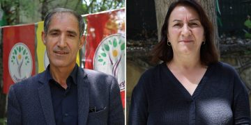 Qirkirina Siyasi: 2 hevserok hatin binçavkirin