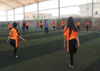 Li Helebê lîstika futbolê ya jinên ciwan