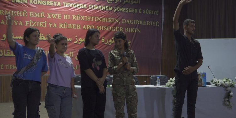 Di 4’emîn Kongreya Ciwanên Şoreşger 5 ciwan soza tevlîbûna gerîla dan