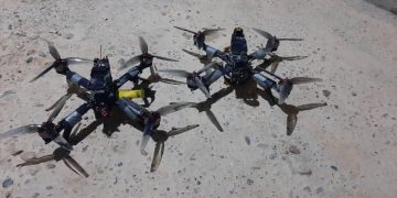 Li Minbîç’ê 2 dron hate xistin