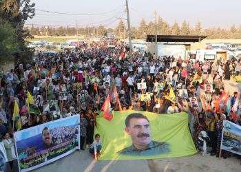 Xelkê Efrîn û Şehbayê li dijî tecrîdê banga bilindkirina têkoşînê kir