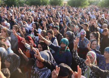 Şehîd Çekdar Kobanê li Şehbayê hat veşartin