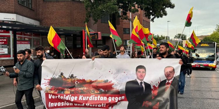 Hamburg li dijî dagirkeriyê li qadan bû
