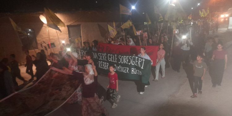 Xelkê Mexmûrê: Emê ji bo azadiya fizîkî ya Rêber Apo li qadan bin