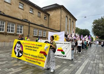 Stûttgart: Rêber APO Sembola Demokrasî û Azadiyê