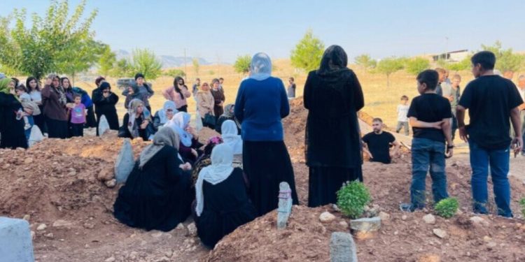 Gerîlayên şehîd hatin veşartin