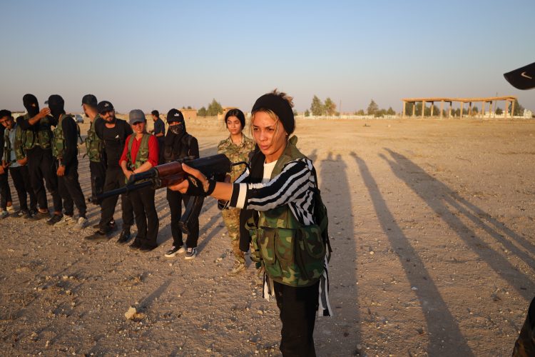 Ciwanên Hesekê di çarçoveya “Xweparastinê” de xwe birêxistin dikin