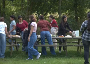 Kampa Jinên Ciwan bidawî bû