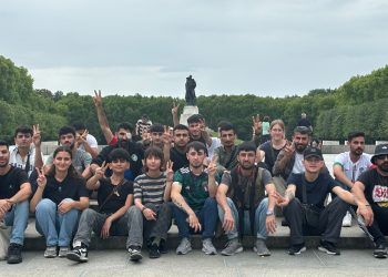 Tûra Ciwanan a Berlînê di roja 2. de berdewam dike