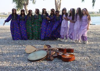 Tevgera Hilala Zerîn ya Reqa: Em ê bi stranên xwe govendên xwe bidomînin