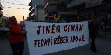 Jinên ciwan: Em dixwazin bi Rêberê xwe re xeyalên xwe yên azadiyê pêk bînin