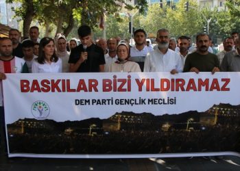 “Dîsa Ciwan, Dîsa Serhildan”