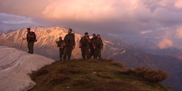 “Mîna ku çiyayek li ser dilê mirovan de be…”