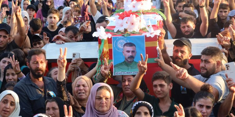 Şehîd Dijwar Qamişlo bi rihê berxwedanê hat oxir kirin