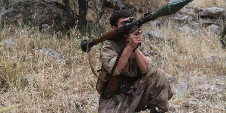 HPG: 3 Dagirker hatin cezakirin û 2 helîkopter hate derb kirin