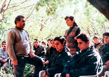 Rêbertî şeqemek li rûyê min xist û ez li ser hişê xwe ve hatim