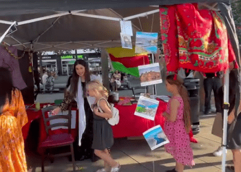 Bi pêşengiya TekoJIN, li Berlînê standa çandî!