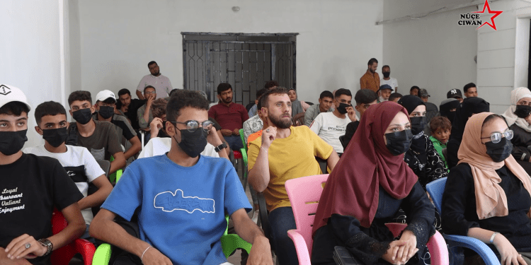 Endamên Yekîtiya Jinên Ciwan ên Reqa û Tebqayê Jîna Emînî bi bîr anîn