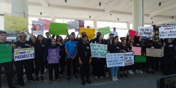 Xwendekarên Amedê: Heta ku jin azad nebe civak azad nabe