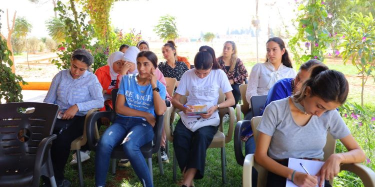 Jinên Ciwan, li Şehba komplo protesto kirin