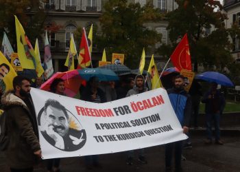 Komploya 9’ê Cotmehê li Frîborgê hate protestokirin