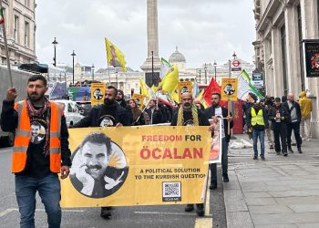 Li kolanên Londonê dirûşmeyên “Bijî Serok APO” deng veda