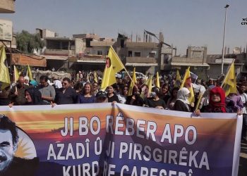 Li Heseke meşê girseyî li dijî komplo