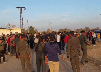 Ciwanên Şehba helwesta hemberî hezên komplogeran nişan dan!