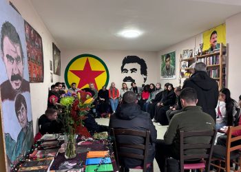 Di pêşengiya TekoJIN de li Berlînê semîner li ser Rêber APO