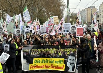 Meşa Kolnê destpê kir: Heta Serok APO azad nebe em ê li qadan bin