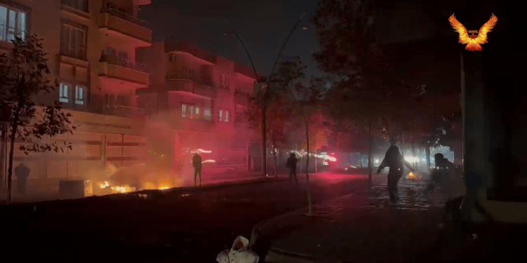 Yekîneyên YCWK Elîh li dijî qeyûman li kolanan in!