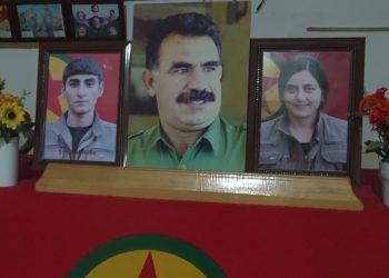 Xwendevanên Mexmûrê (YXA) Nameyên Fedayiyen Demê Bi Hevre Dixwînin