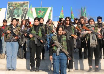 Jinên Ciwan ên Qamişlo: Em hemû YPJ ne