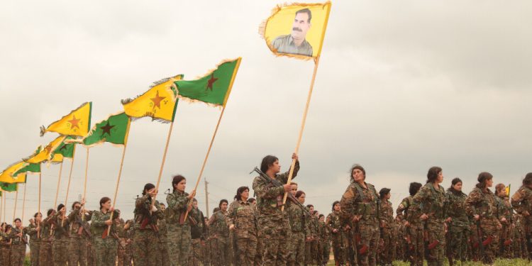 KJK-PAJK: Xwedî li şoreşa jinê ya Rojava derkevin!