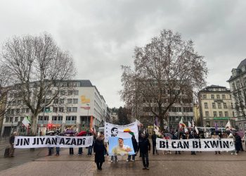 Bi pêşengiya Ciwanan ji bo Rêber APO û Rojava meş