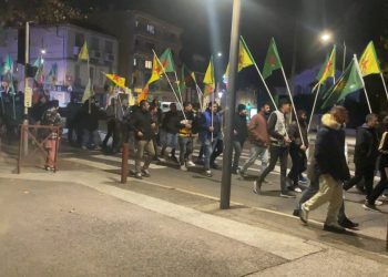 Bi pêşengiya Ciwanan li Draguignanê Meş