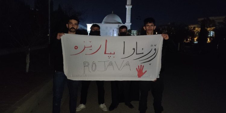 Ciwanên Silemanî êrîşên li ser Rojava protesto kirin