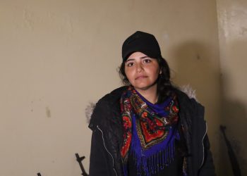 Ciwanên Kurd û Ereb ên Qamişlo berê xwe didin enîyên şer