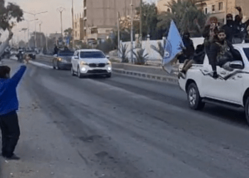 Hêzên Sûriyê Demokratîk derbasî bajarê Dêrazorê bûn